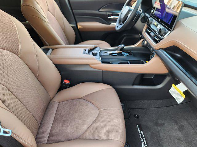 new 2025 Toyota Grand Highlander Hybrid car, priced at $63,780