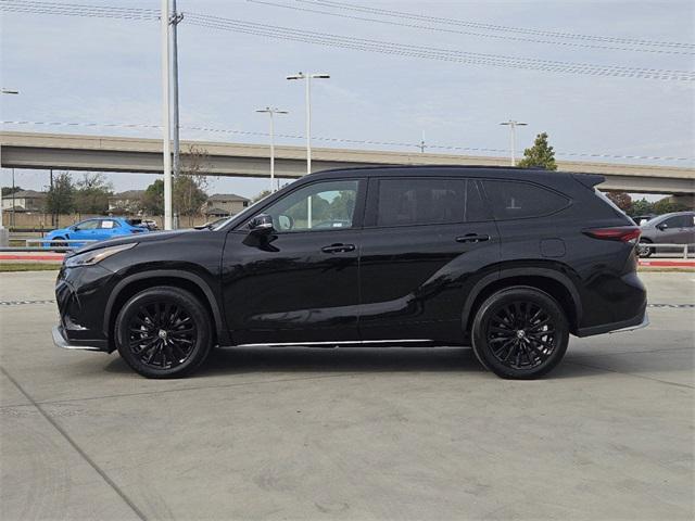 used 2024 Toyota Highlander car, priced at $43,070