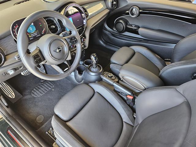 used 2024 MINI Hardtop car, priced at $36,899