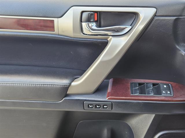 used 2016 Lexus GX 460 car, priced at $21,986