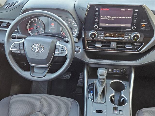 used 2022 Toyota Highlander car, priced at $31,991