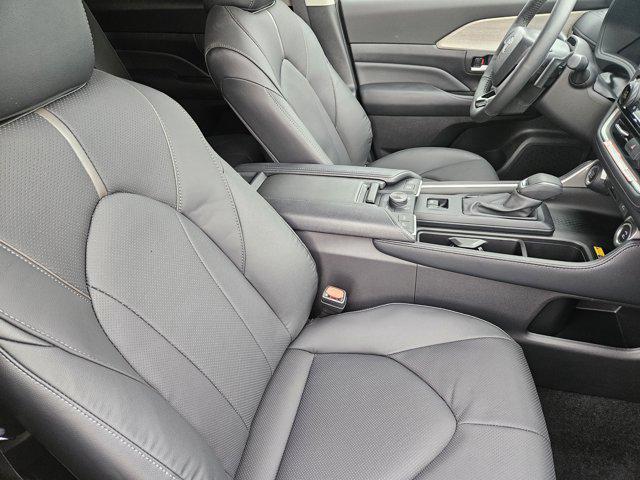 used 2025 Toyota Grand Highlander car, priced at $59,333