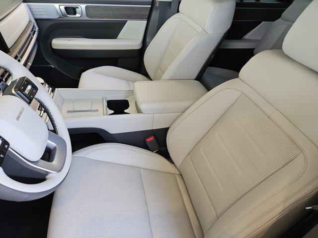 used 2025 Hyundai Santa Fe car, priced at $40,388