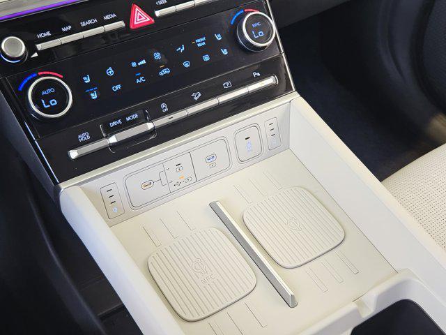 used 2025 Hyundai Santa Fe car, priced at $40,388