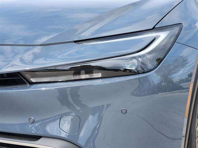 new 2026 Toyota Prius Plug-In Hybrid car, priced at $35,301