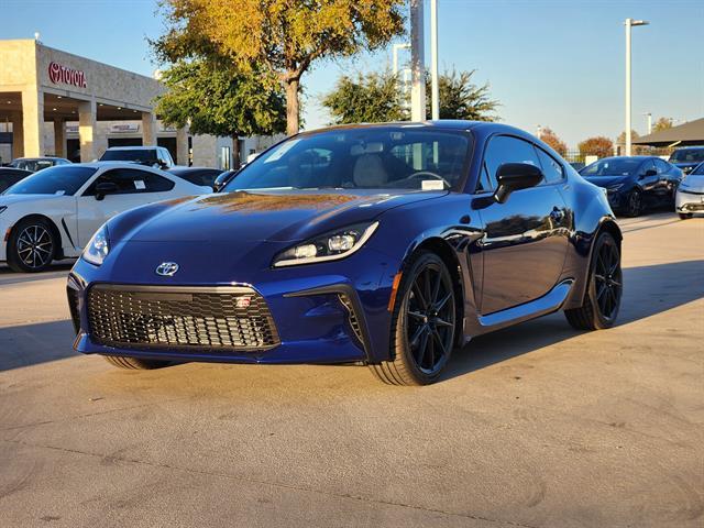 new 2025 Toyota GR86 car, priced at $35,572