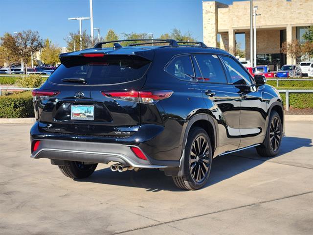 new 2025 Toyota Highlander car, priced at $52,615