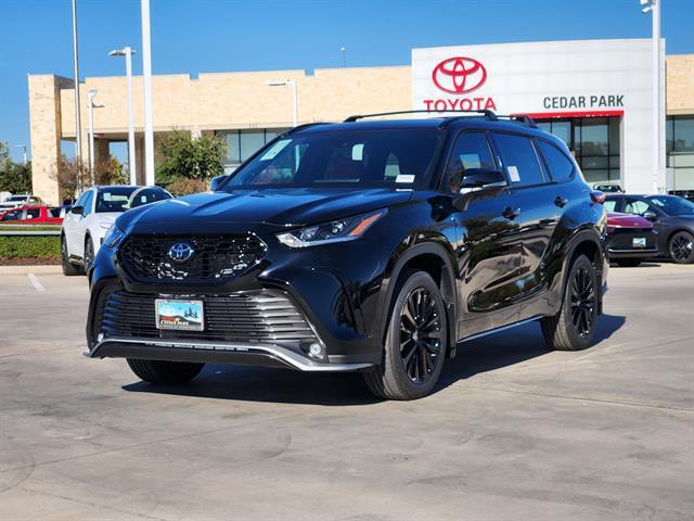 new 2025 Toyota Highlander car, priced at $52,615