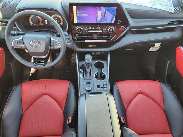 new 2025 Toyota Highlander car, priced at $52,615