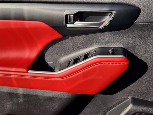 new 2025 Toyota Highlander car, priced at $52,615