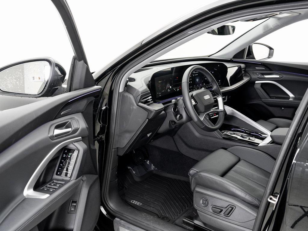 new 2025 Audi Q5 car, priced at $61,390