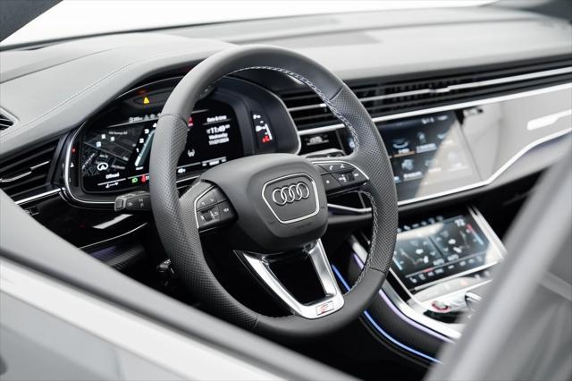 new 2024 Audi SQ8 car