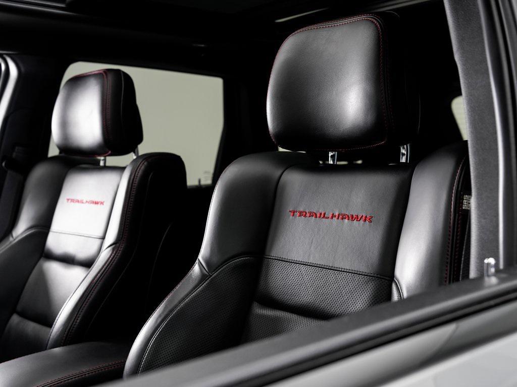 used 2021 Jeep Grand Cherokee car, priced at $25,495