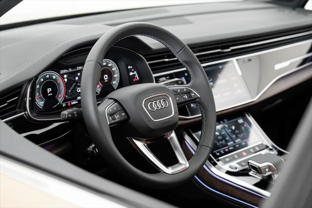 new 2025 Audi Q7 car, priced at $75,800