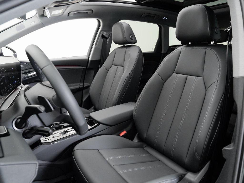 new 2025 Audi Q6 e-tron car, priced at $73,450