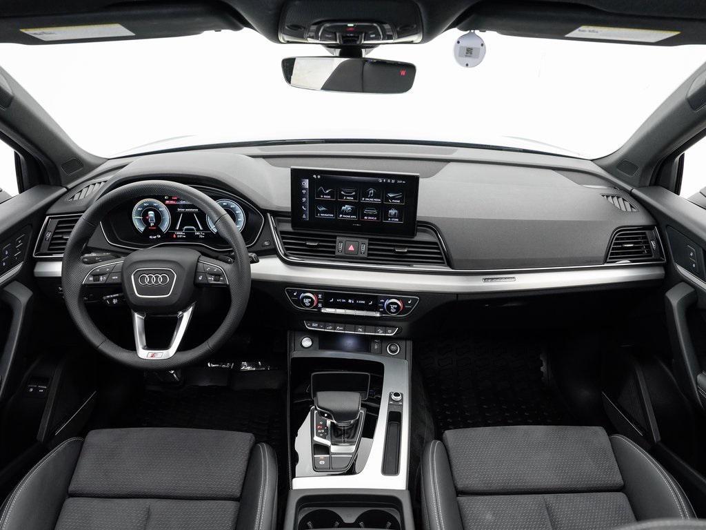 used 2024 Audi Q5 e car, priced at $46,995