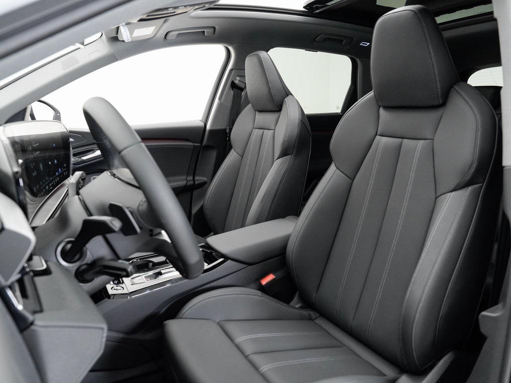 new 2025 Audi Q6 e-tron car, priced at $75,725