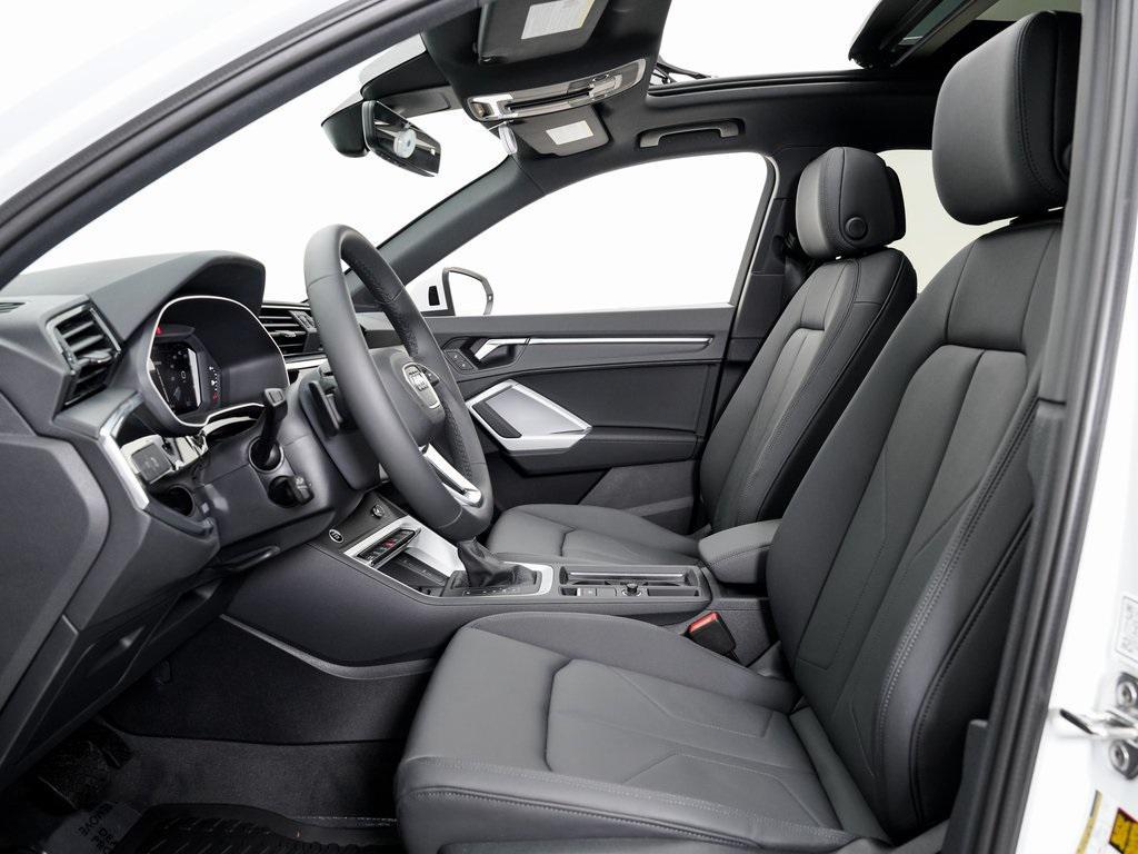 new 2025 Audi Q3 car