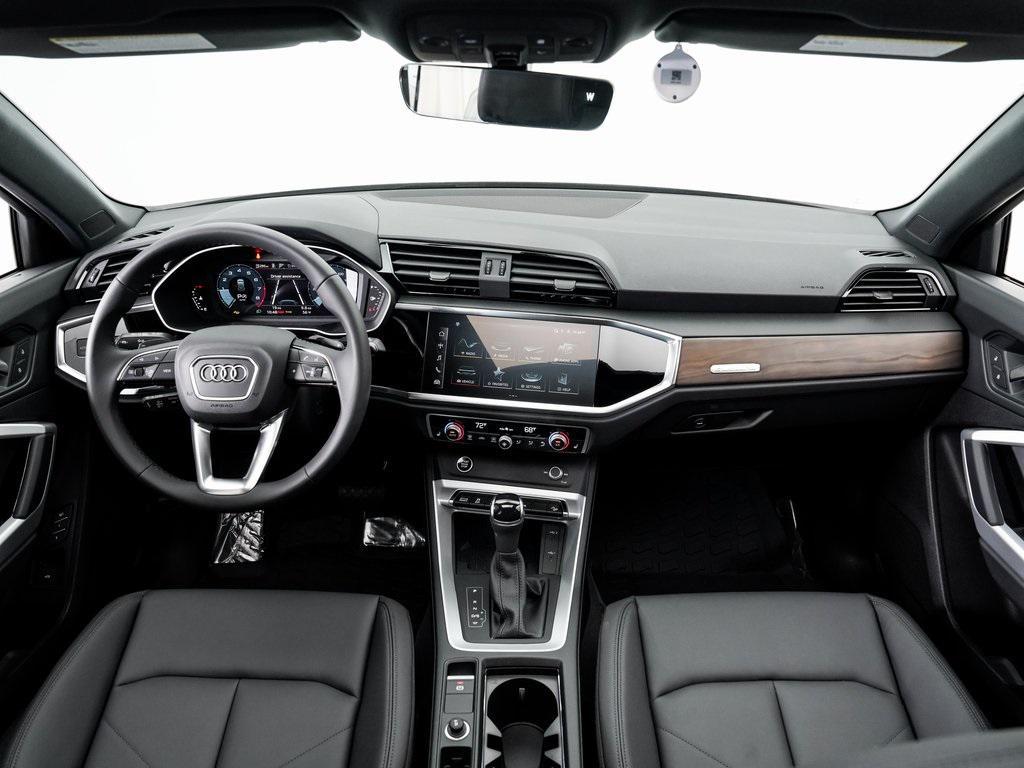 new 2025 Audi Q3 car