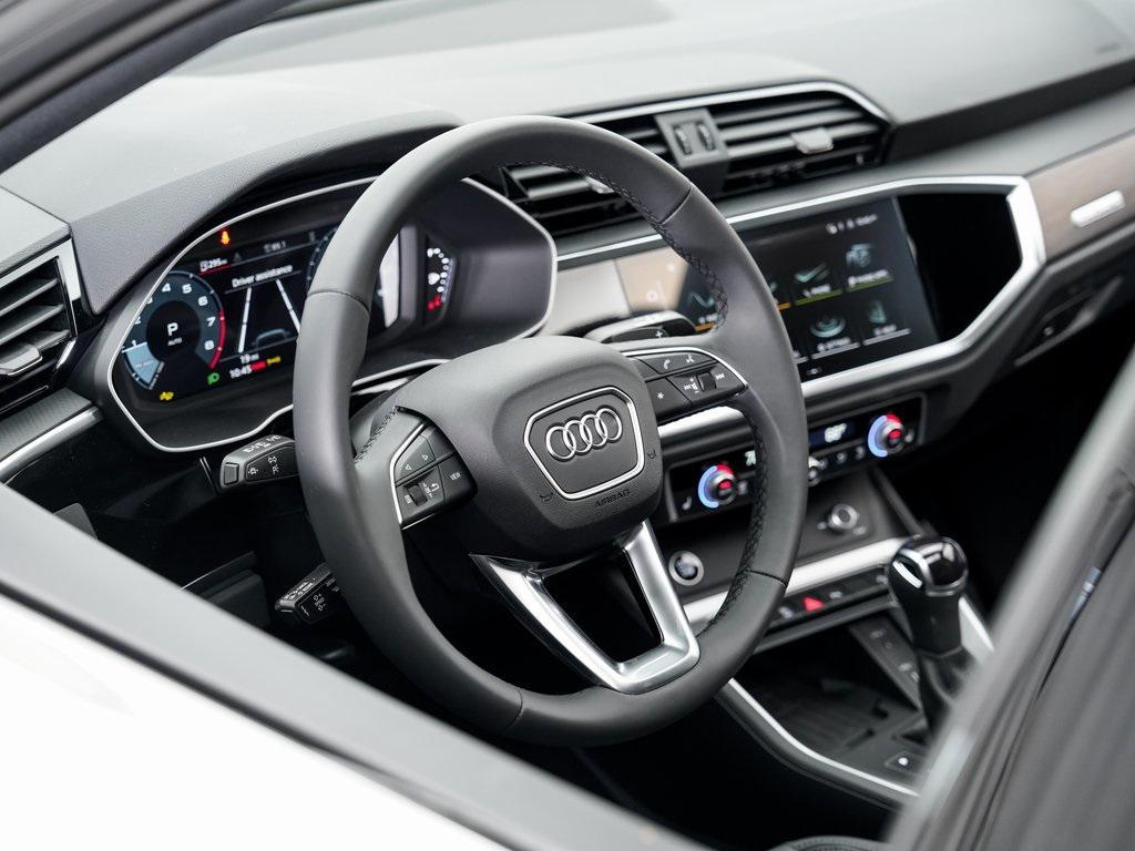 new 2025 Audi Q3 car