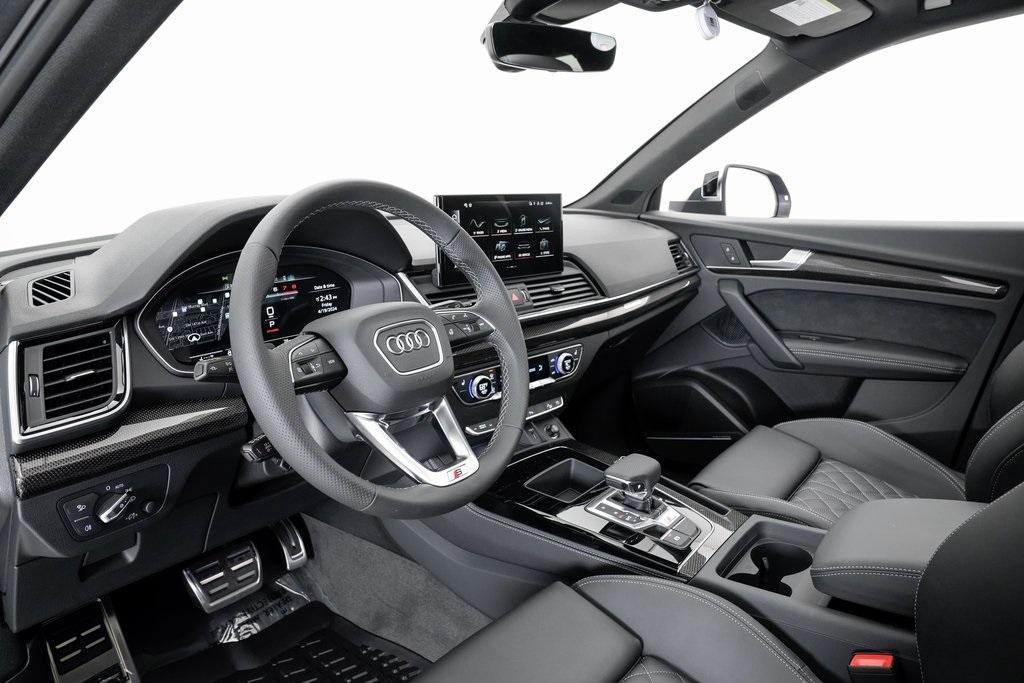 new 2024 Audi SQ5 car, priced at $72,290