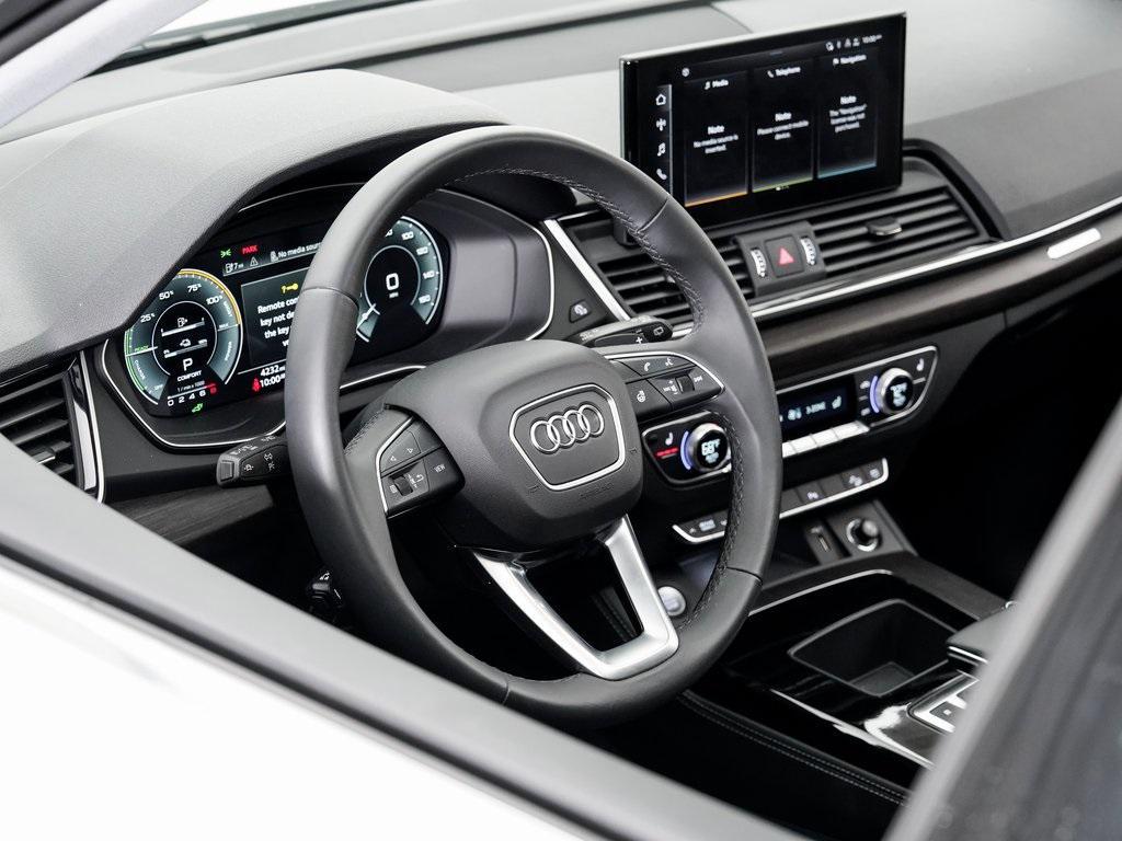 used 2024 Audi Q5 e car, priced at $46,995