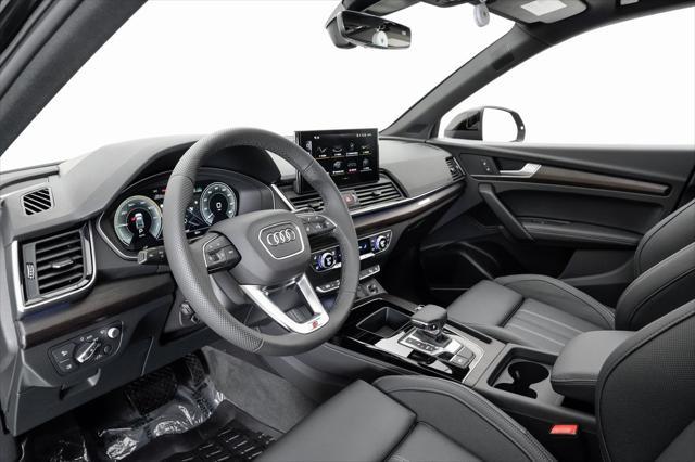 new 2025 Audi Q5 car, priced at $72,900