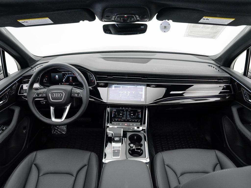 used 2025 Audi Q7 car, priced at $59,995