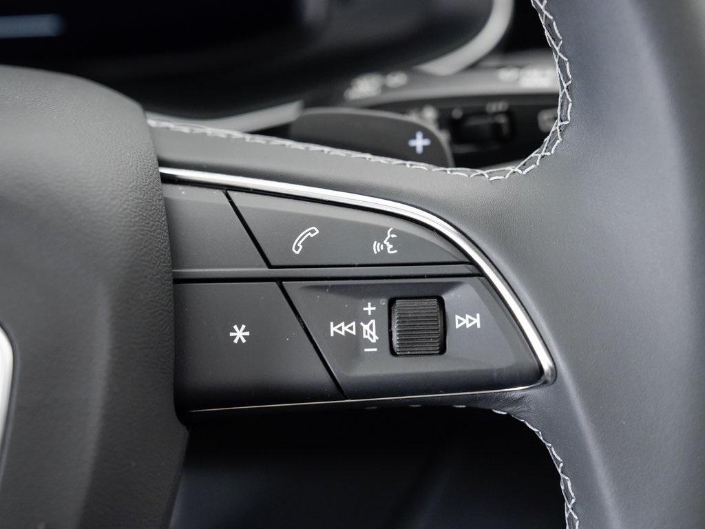used 2025 Audi Q7 car, priced at $59,995