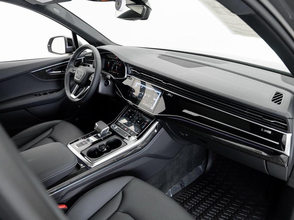 used 2025 Audi Q7 car, priced at $59,995
