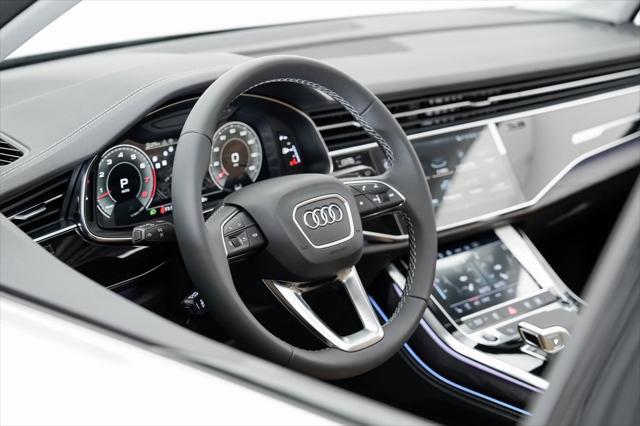 new 2025 Audi Q7 car, priced at $75,890