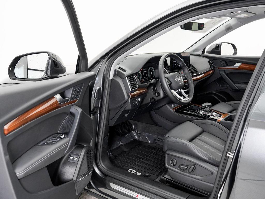 used 2024 Audi Q5 e car, priced at $52,995