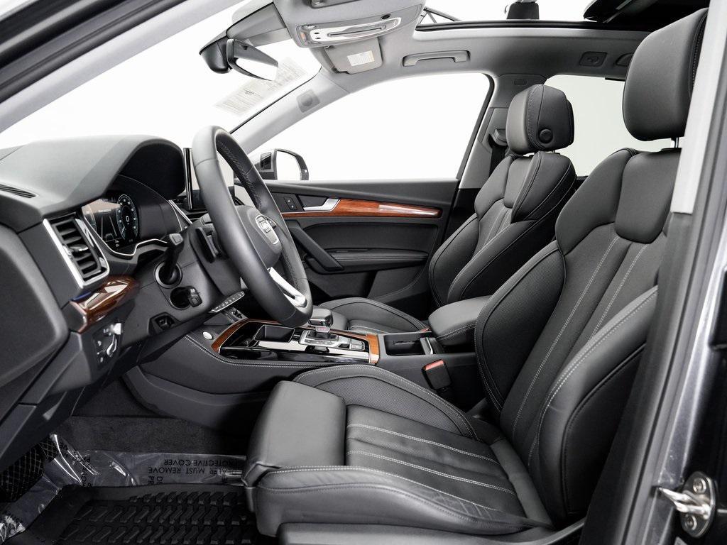 used 2024 Audi Q5 e car, priced at $52,995