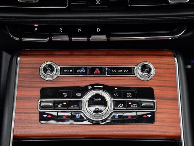 used 2024 Lincoln Aviator car, priced at $58,490