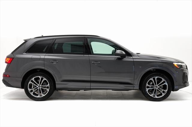 new 2025 Audi Q7 car, priced at $69,200