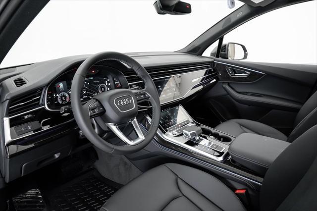 new 2025 Audi Q7 car, priced at $69,200