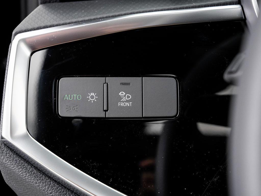 new 2025 Audi Q3 car