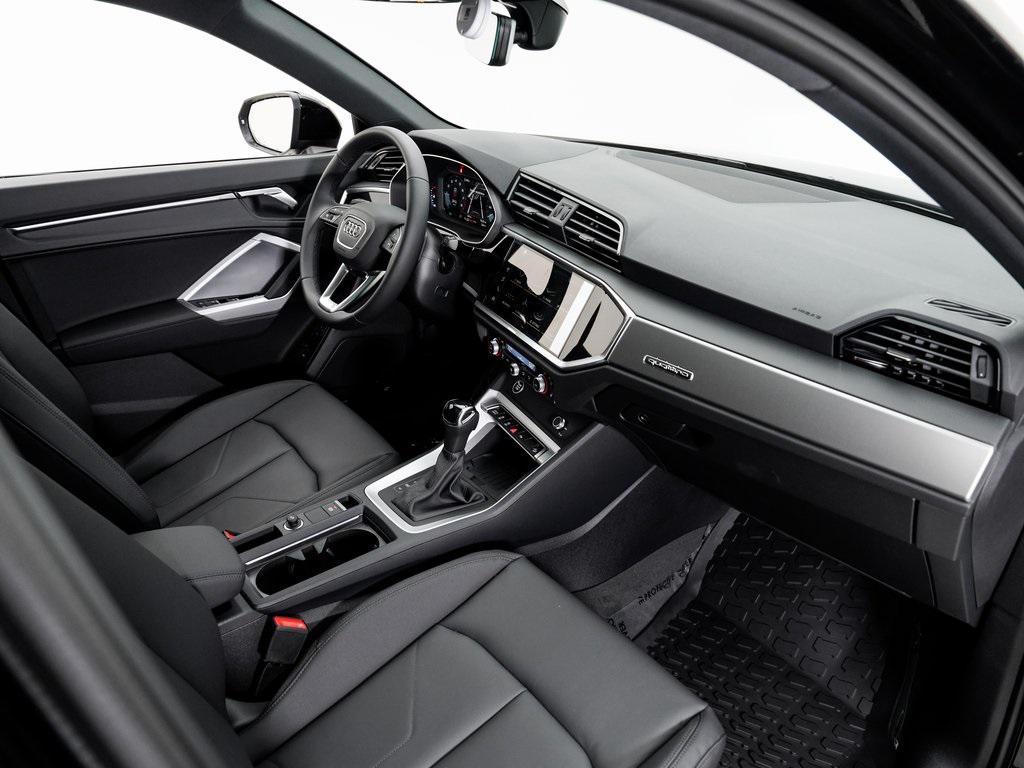 new 2025 Audi Q3 car