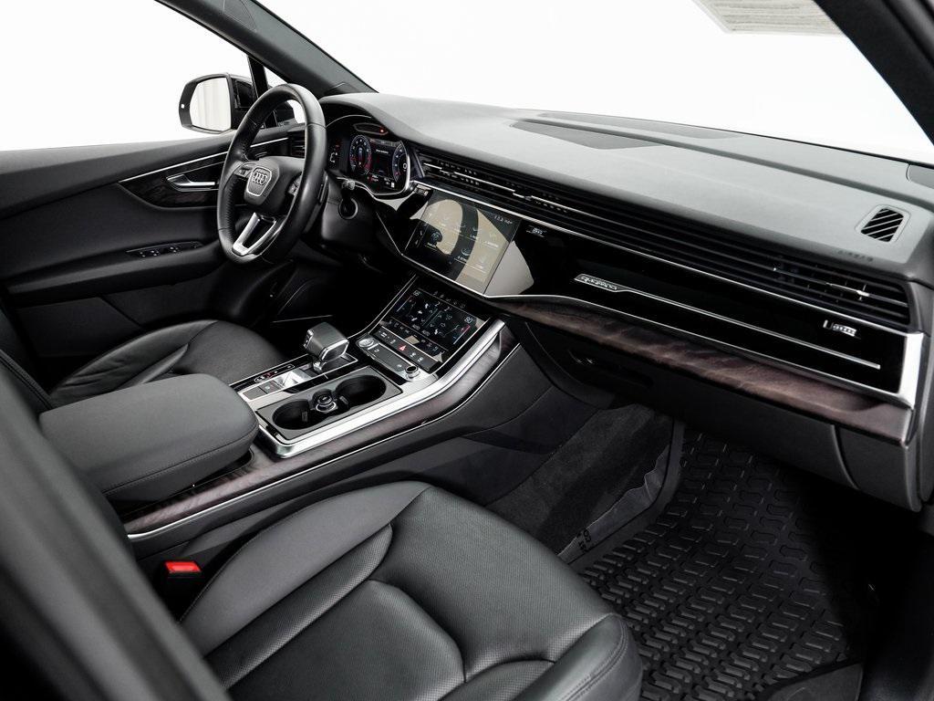 used 2020 Audi Q7 car, priced at $29,995