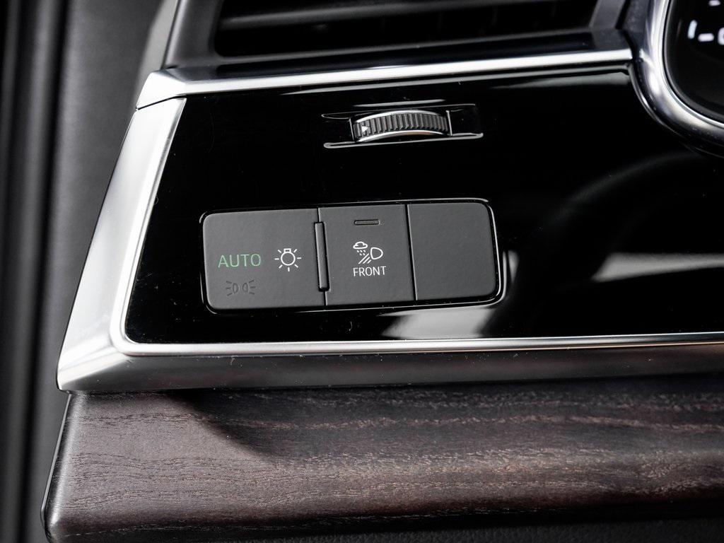used 2020 Audi Q7 car, priced at $29,995