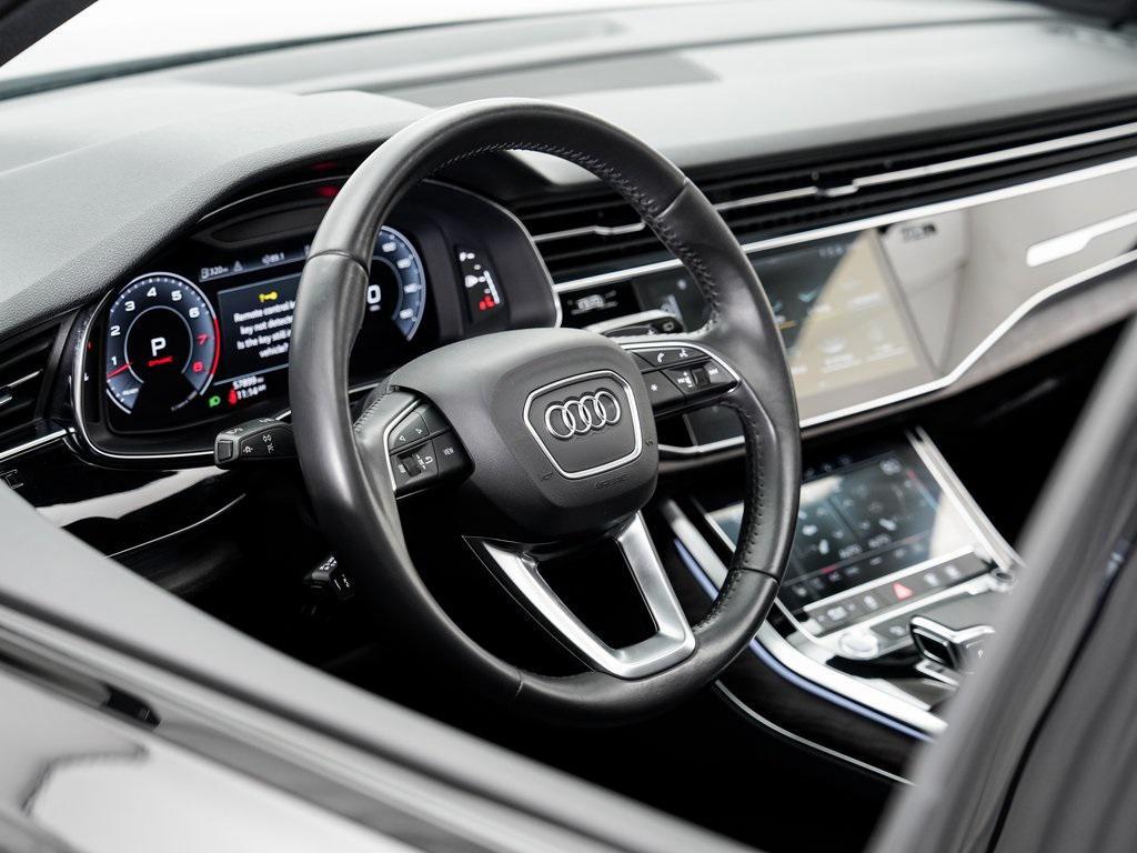 used 2020 Audi Q7 car, priced at $29,995