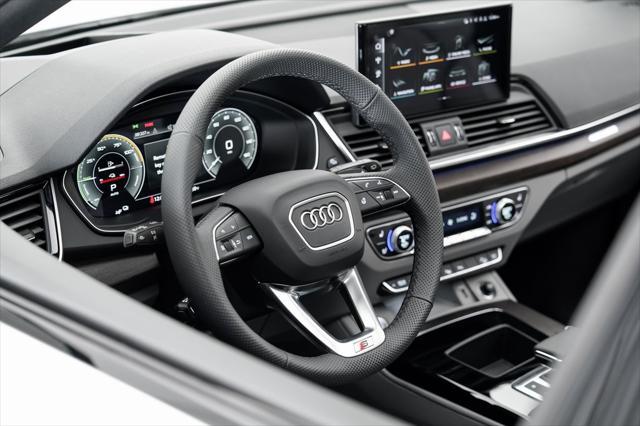 new 2025 Audi Q5 car, priced at $72,900