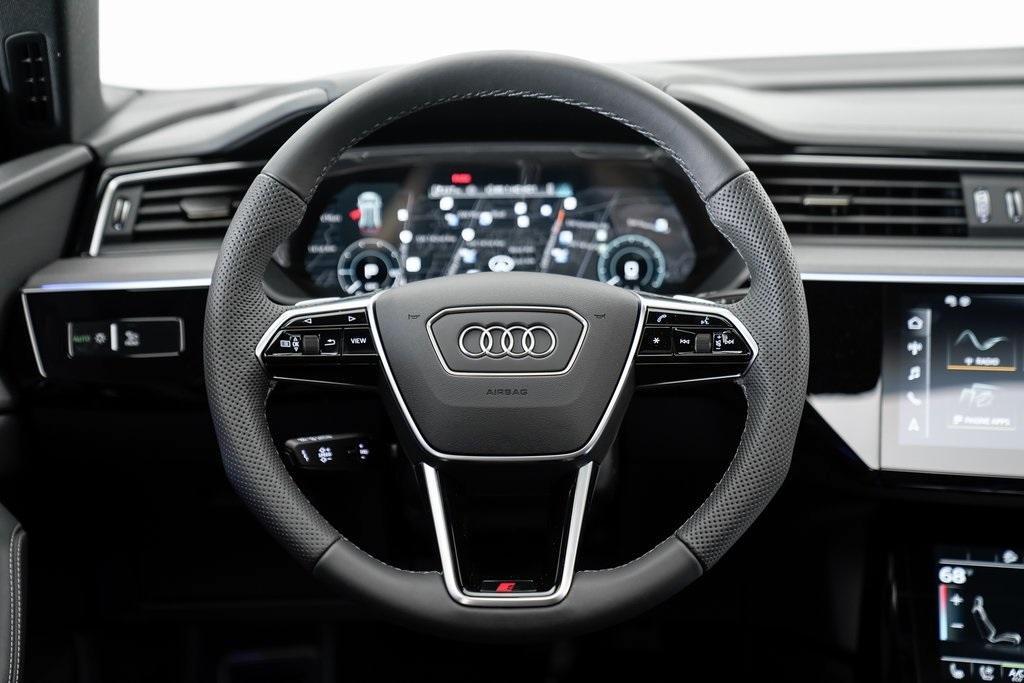 new 2024 Audi SQ8 e-tron car, priced at $104,365