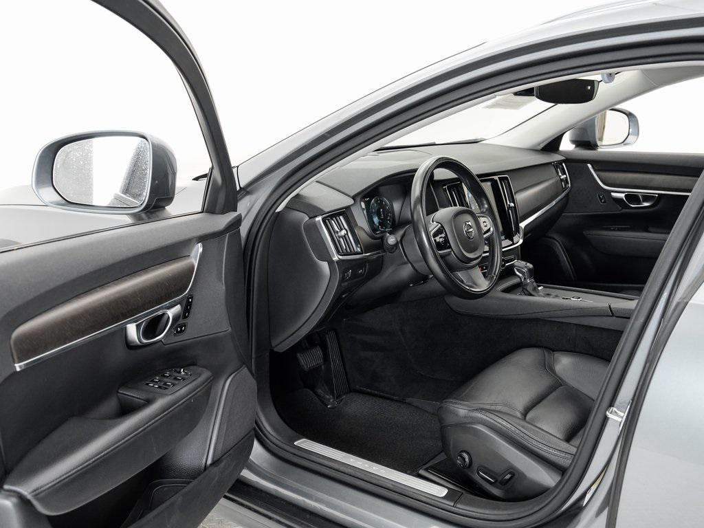 used 2018 Volvo V90 Cross Country car, priced at $22,495