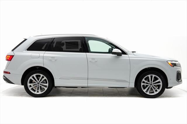 used 2025 Audi Q7 car, priced at $65,995