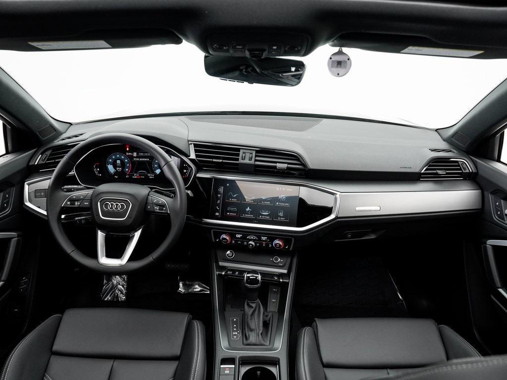 new 2025 Audi Q3 car