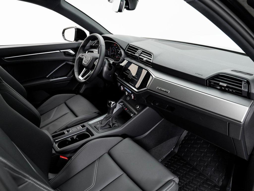 new 2025 Audi Q3 car