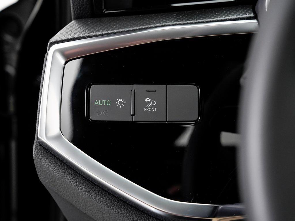 new 2025 Audi Q3 car