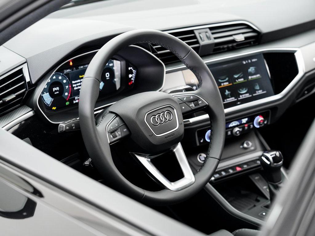 new 2025 Audi Q3 car