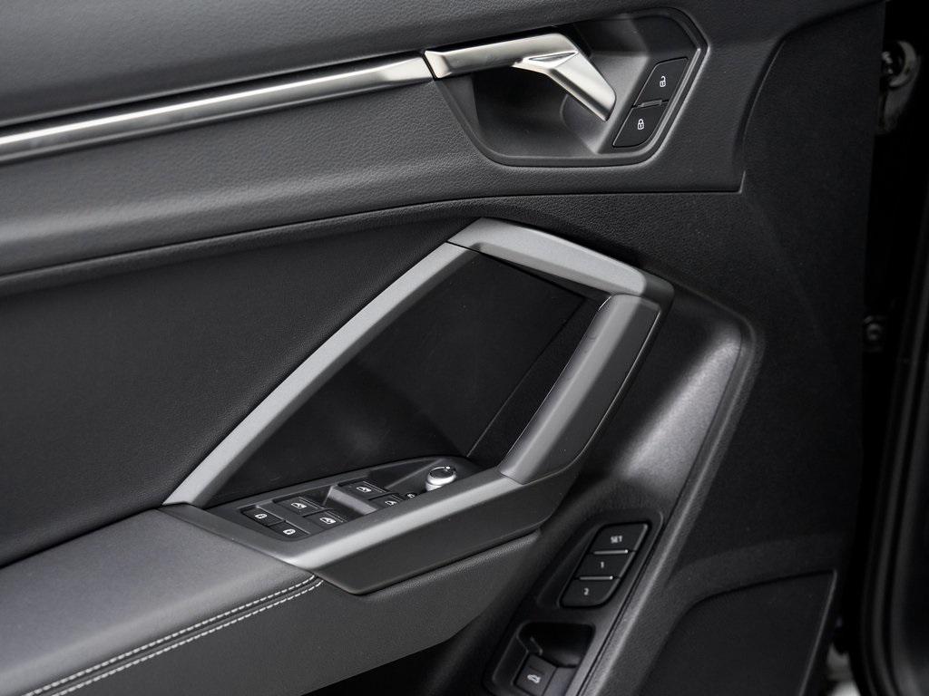 new 2025 Audi Q3 car